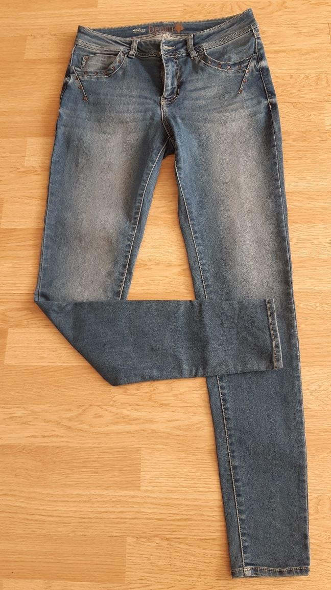 Blugi damă Denim.