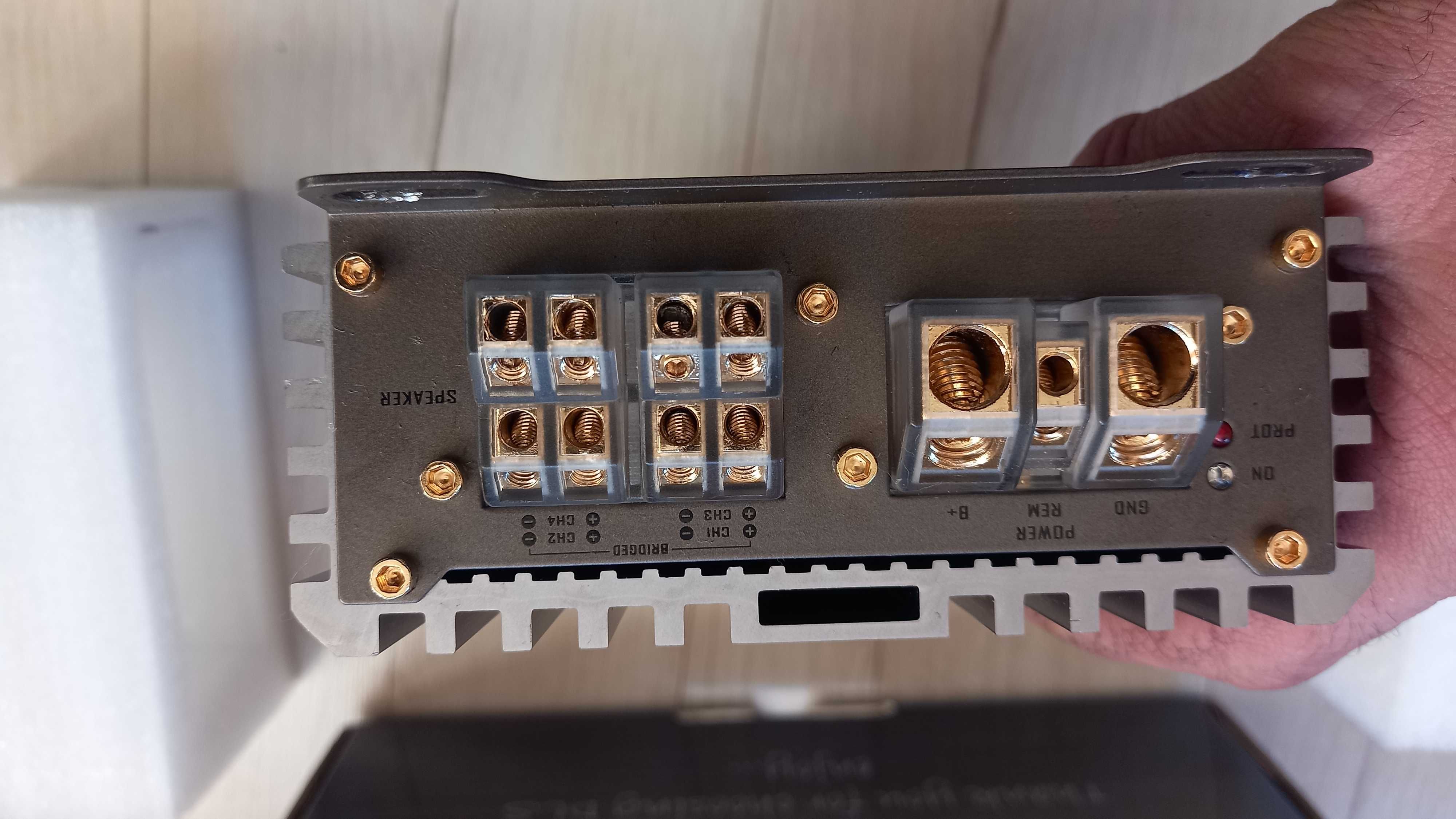 Усилвател DlsCCi4 и DlsCCi2  (Pioneer  Hertz Alpine)