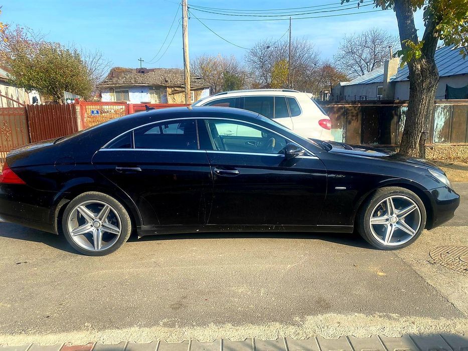 Usa stanga dreapta Mercedes CLS W219 portiera fata spate CLS350 CLS500