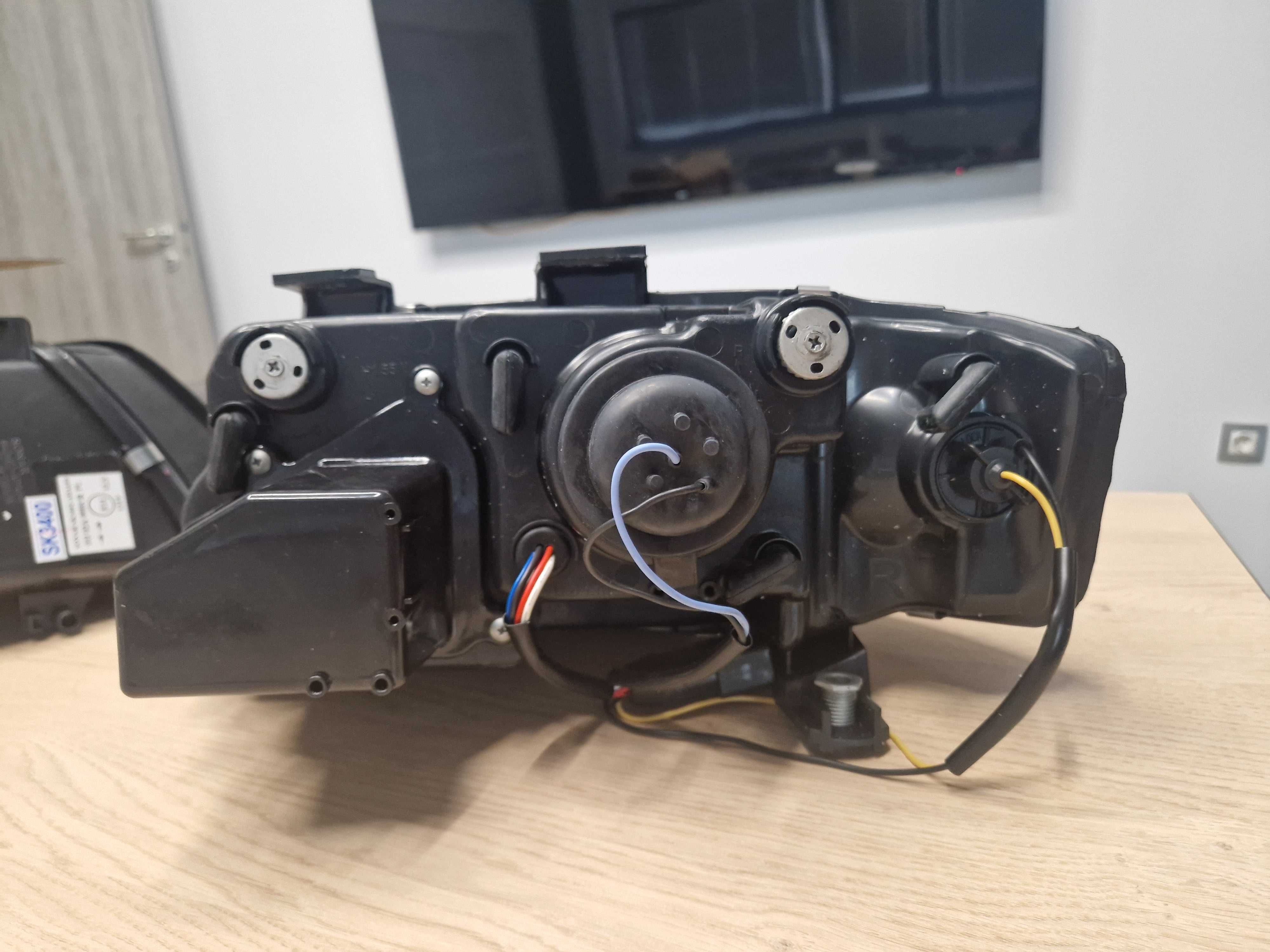 Комплект фарове дневни LED TFL оптика Audi A6 тип 4B 97-01 хром