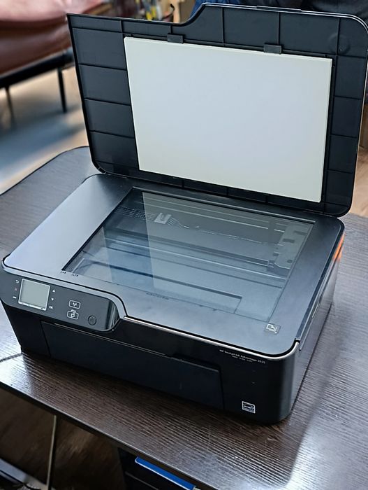 МФУ HP deskjet 3525