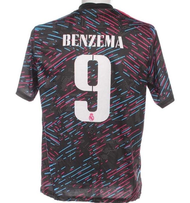 Футболна тениска Реал Мадрид / Real Madrid