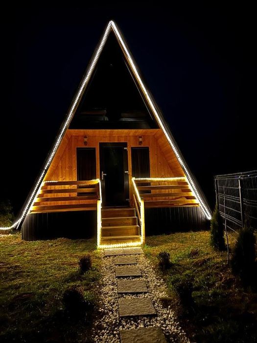 Case tip A freem preturi de producător