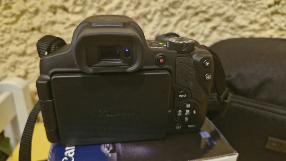 Фотоапарат Canon SX 70 HS