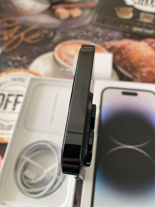 Продавам Iphone 14 Pro