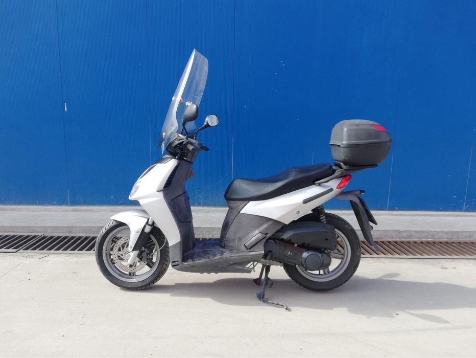 Vand Aprilia SportCity 200