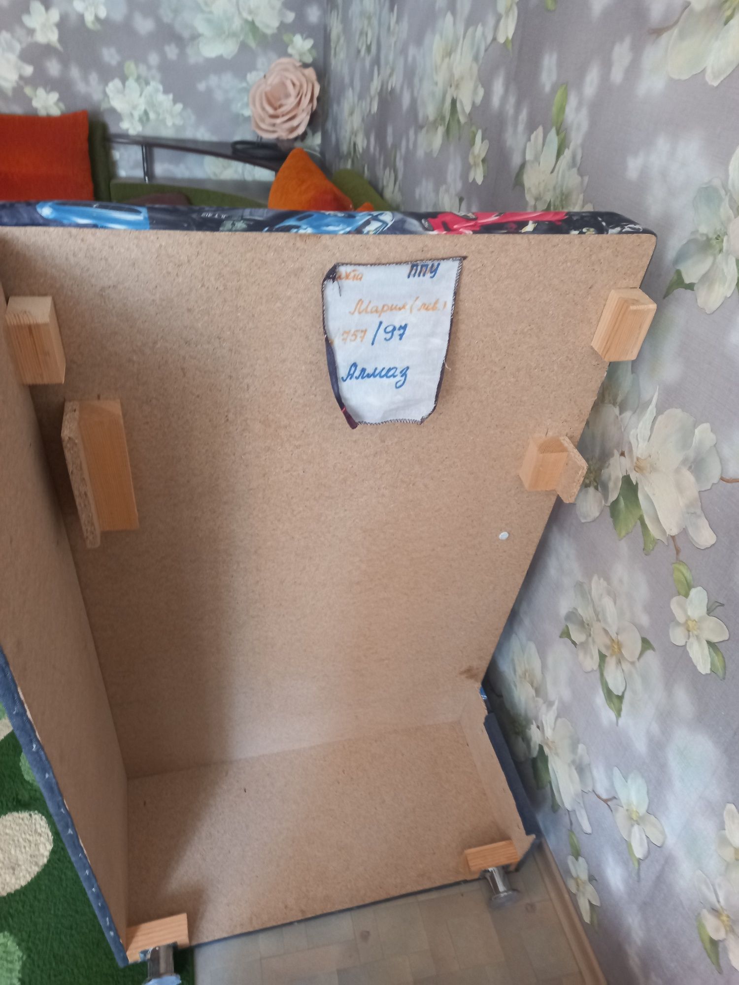 Продаю диван кровать 3900