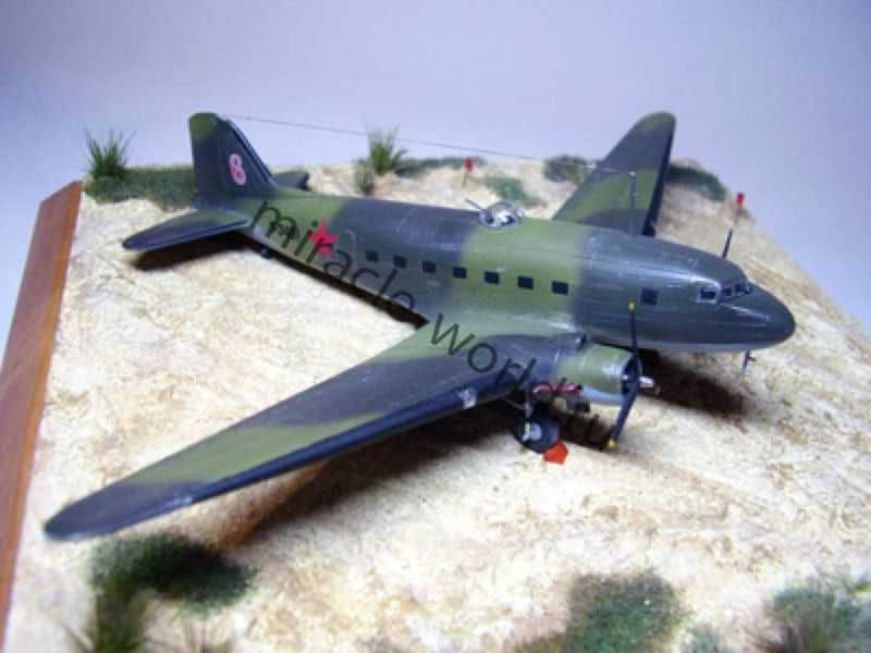 Сборная модель самолета Ли-2Т (Вост.Экс., 1/144)
