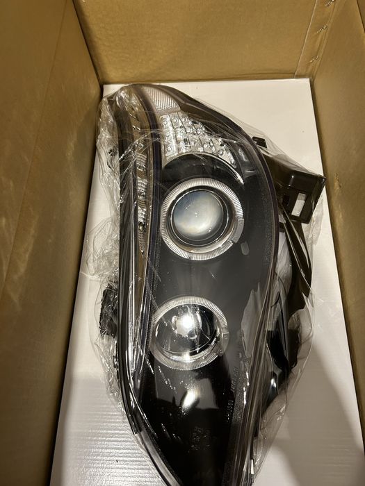 far aftermarket pentru un BMW Seria 5