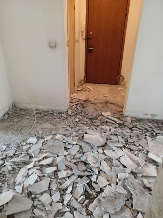 Кърти, чисти, стари мебели, мазета и тавани