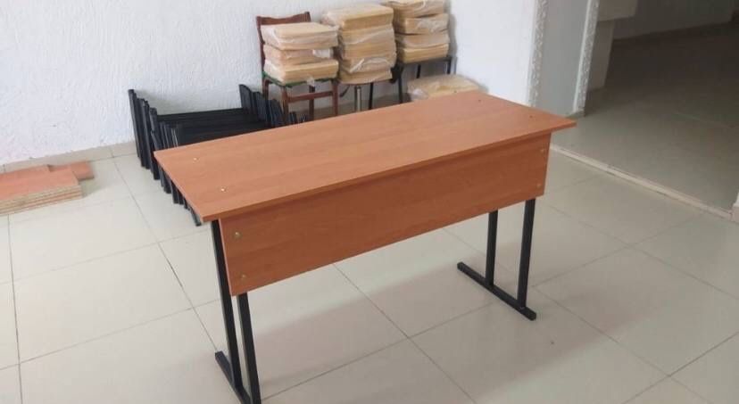 Новый Школьные Парта 2-х местная со стульями в Наличии и на заказ