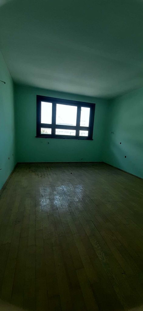 Продава се Хотел в Търговище, Център - 720 кв.м за 347 €/кв.м - Снимка #15
