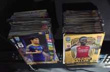 Vand/schimb Cartonașe Panini FIFA 365 Adrenalyn XL™ 2025