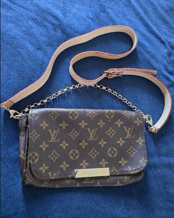 Geanta mica Louis Vuitton