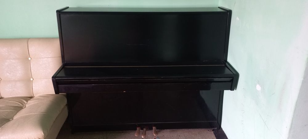 Продаестя Фортепиано