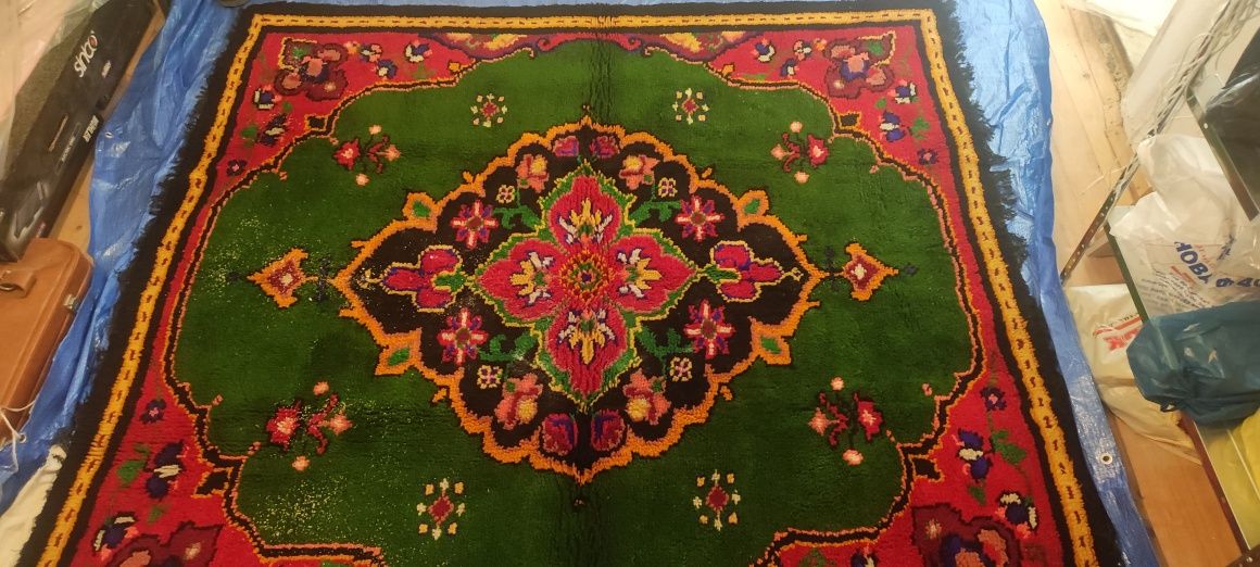 Китеници/tufted rug