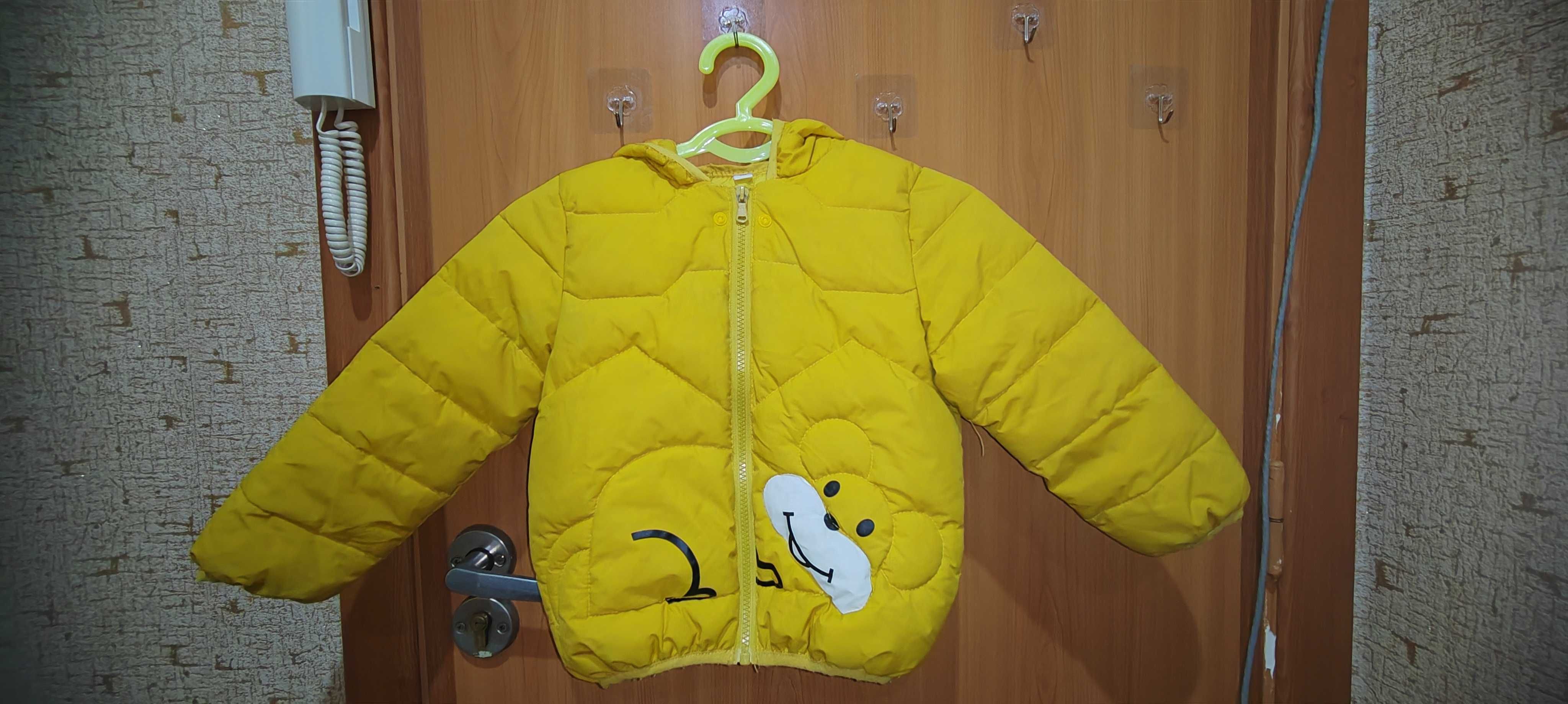 Курточка детская желтая, размер 110.