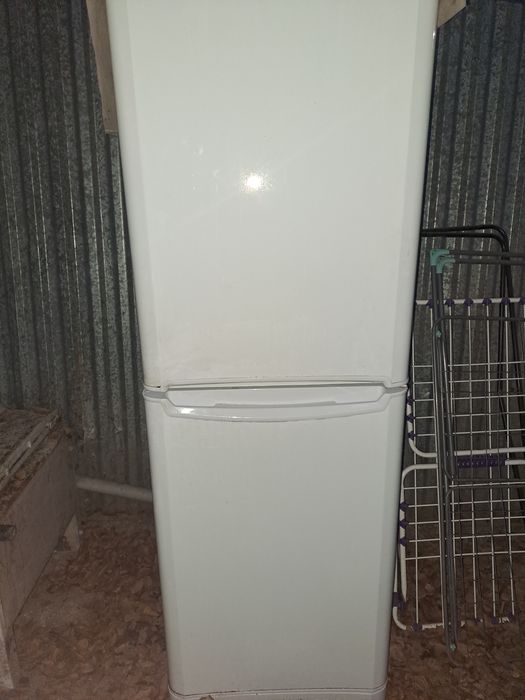 Продаётся холодильник в идеальном состояние