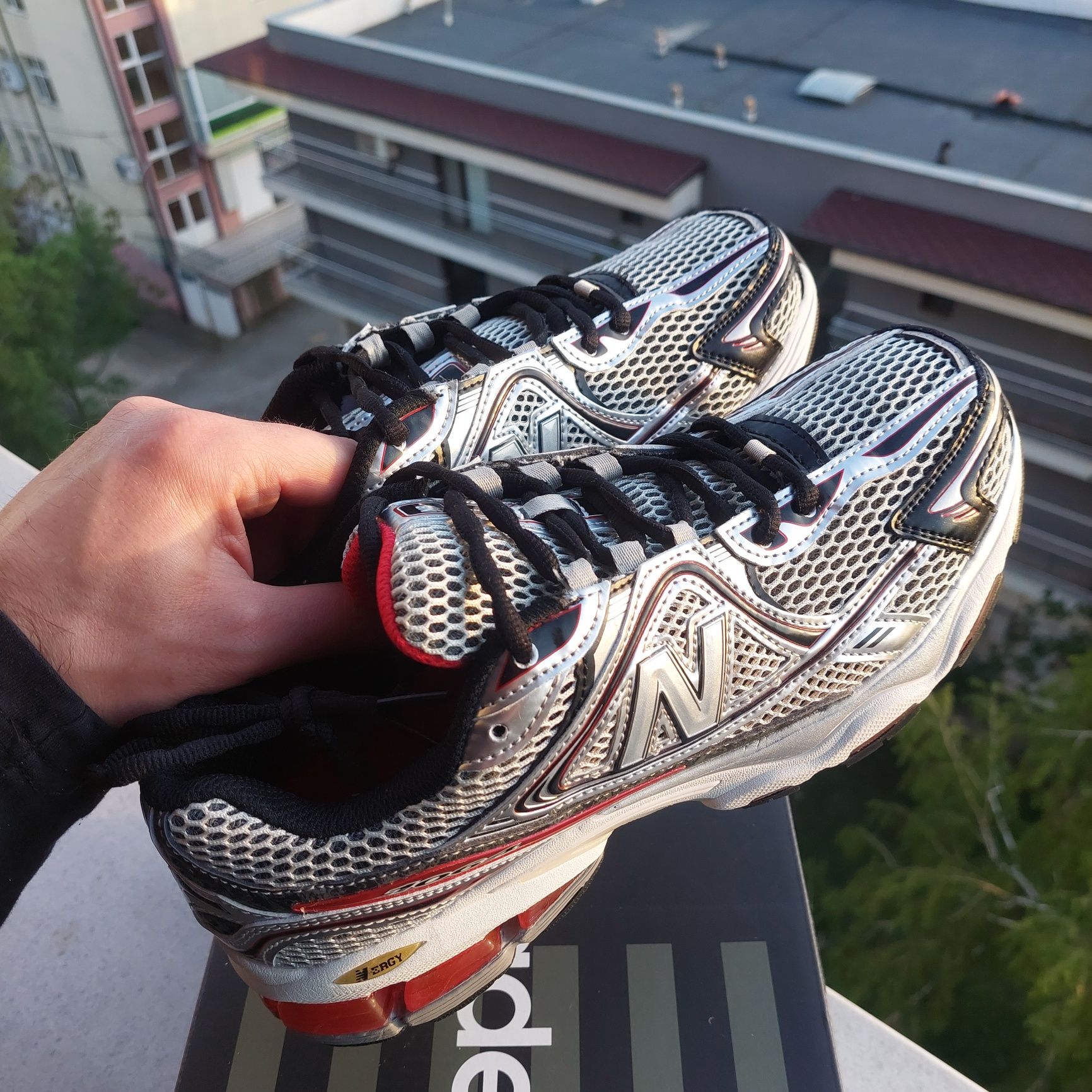 New Balance 1064 Silver Red Black
