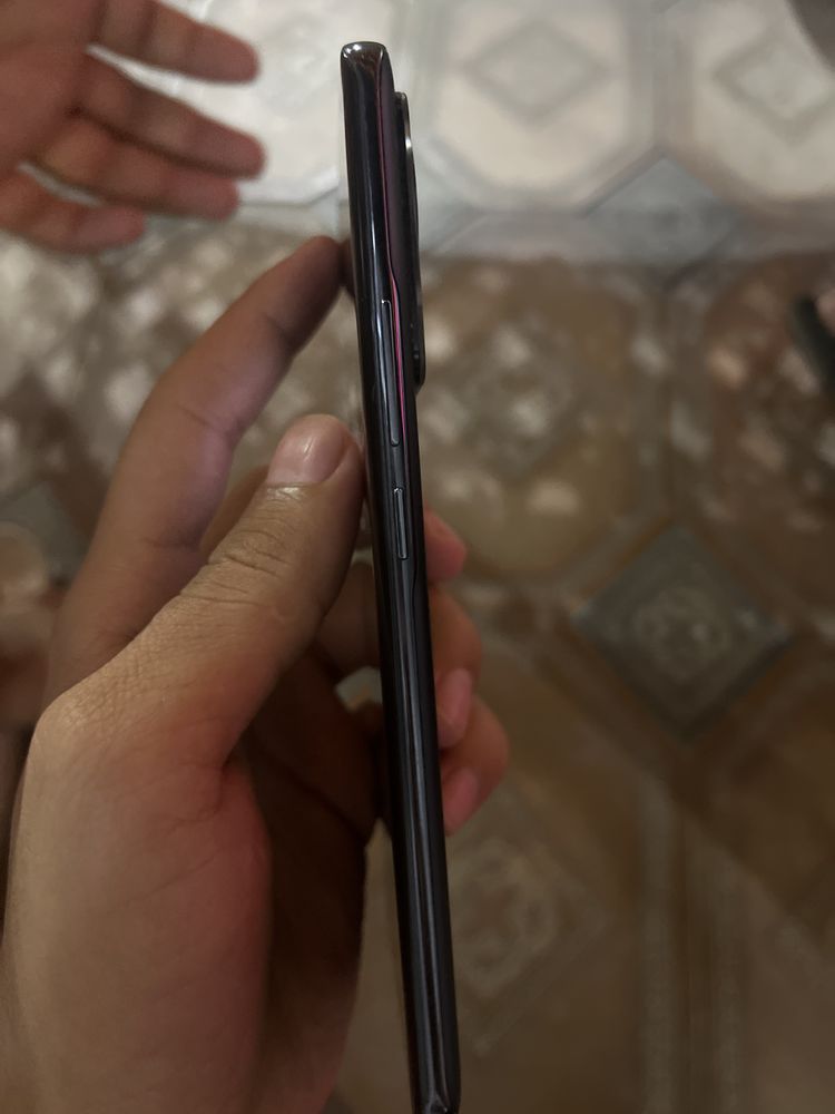 Xiaomi 13 lite telefon sotiladi srochno