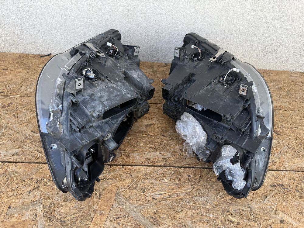 SET Far stanga dreapta BMW Seria5 F10 F11 Xenon NFL Original Europa