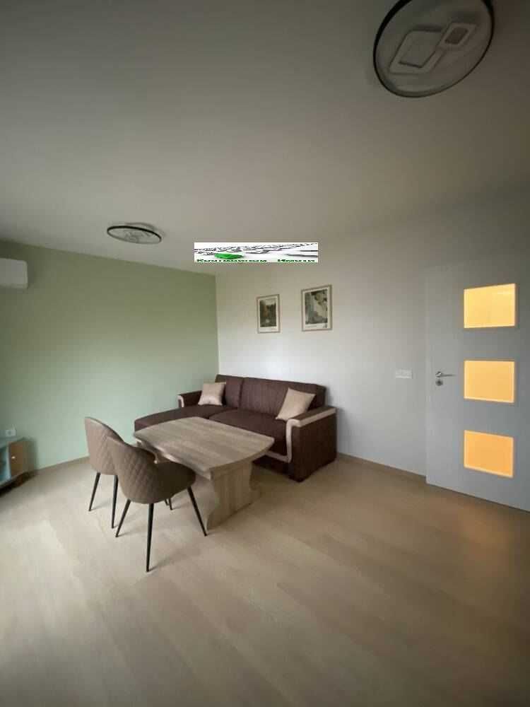 Дава се под наем Двустаен апартамент в Пловдив, Център - 65 кв.м за 510 € - Снимка #2