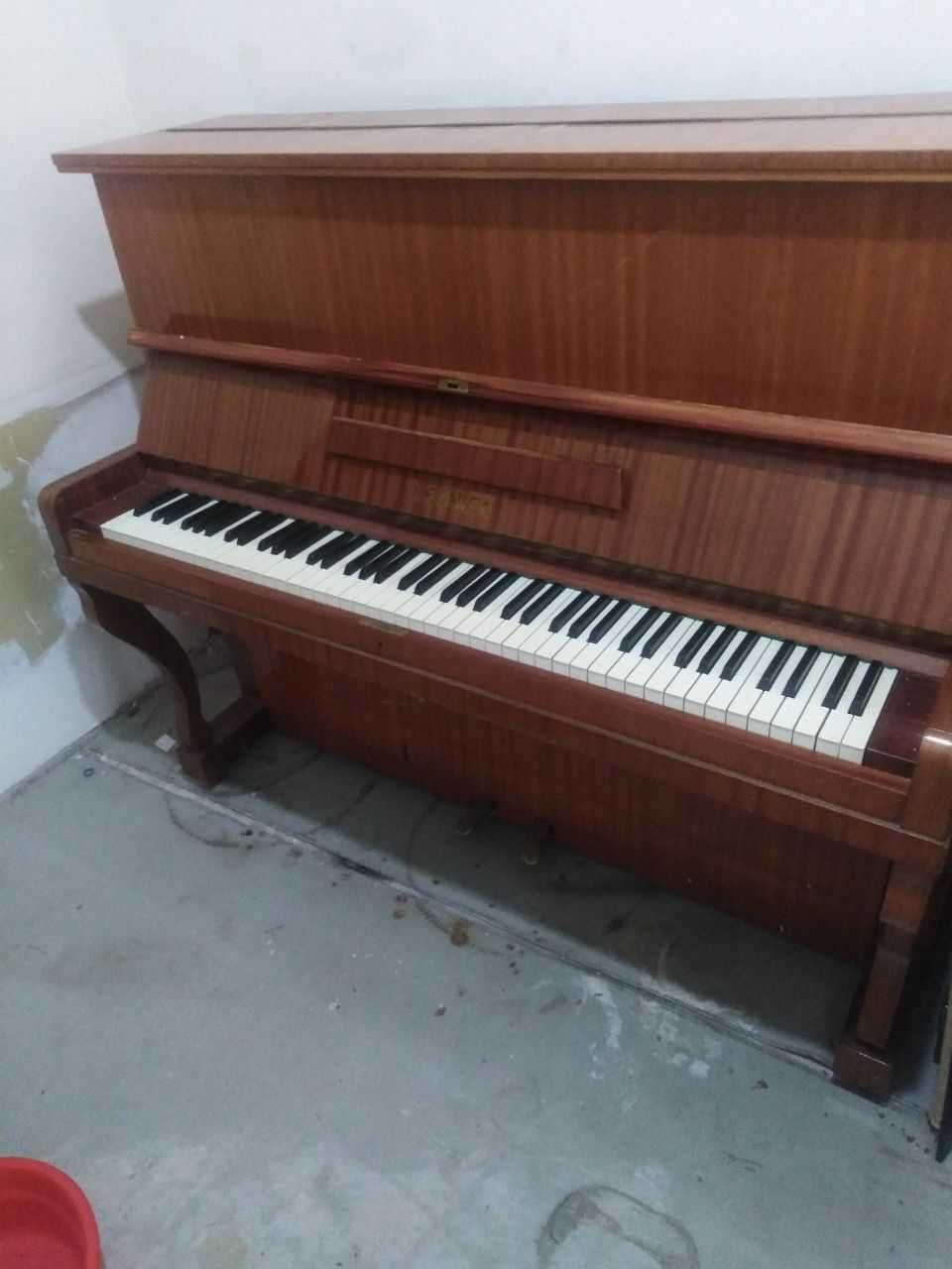 pianina sotiladi