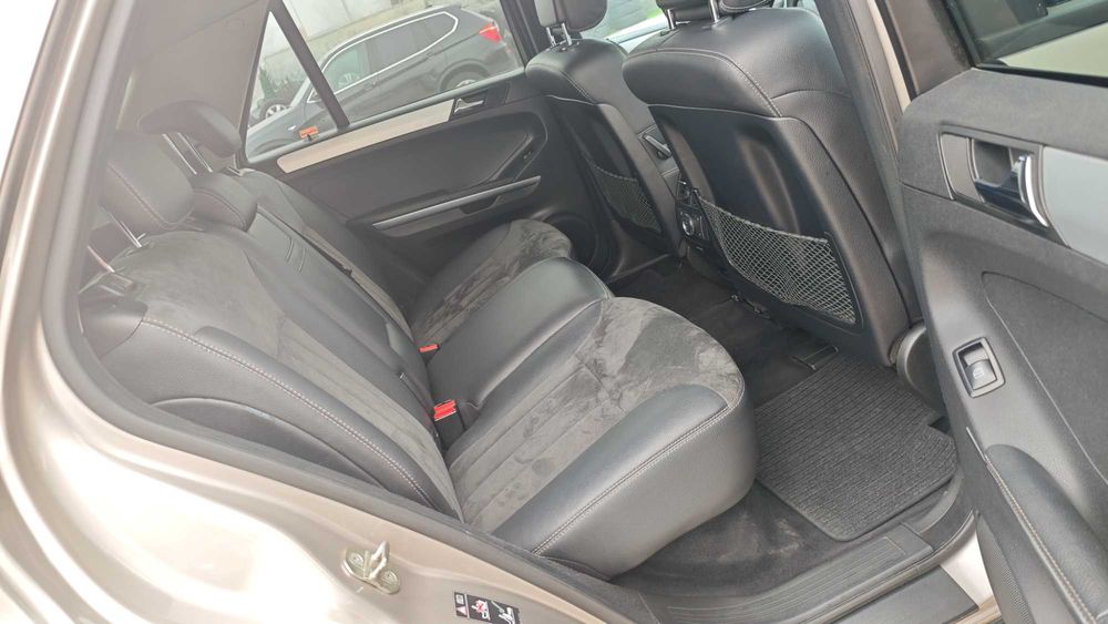 ВСИЧКО ПЛАТЕНО/Напълно Обслужен/Нови Дискове и Накладки Mercedes ML320