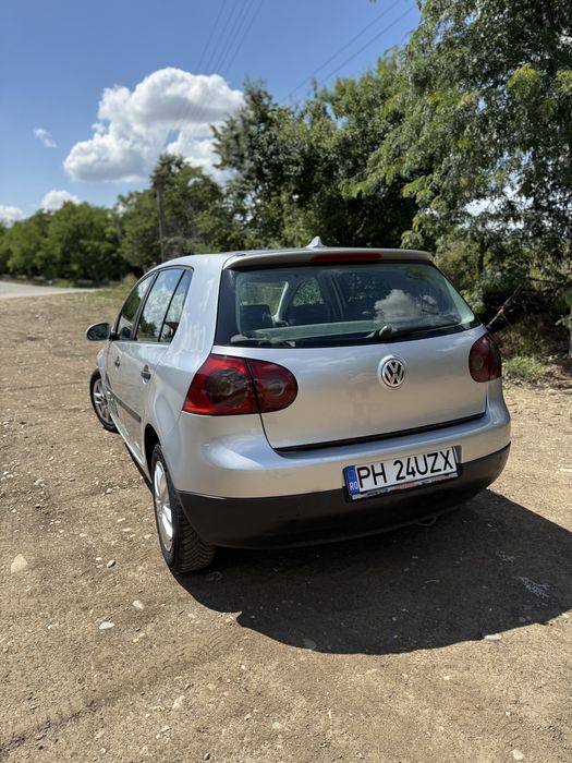 Golf V de vanzare