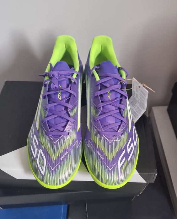Adidas F50 teren sintetic