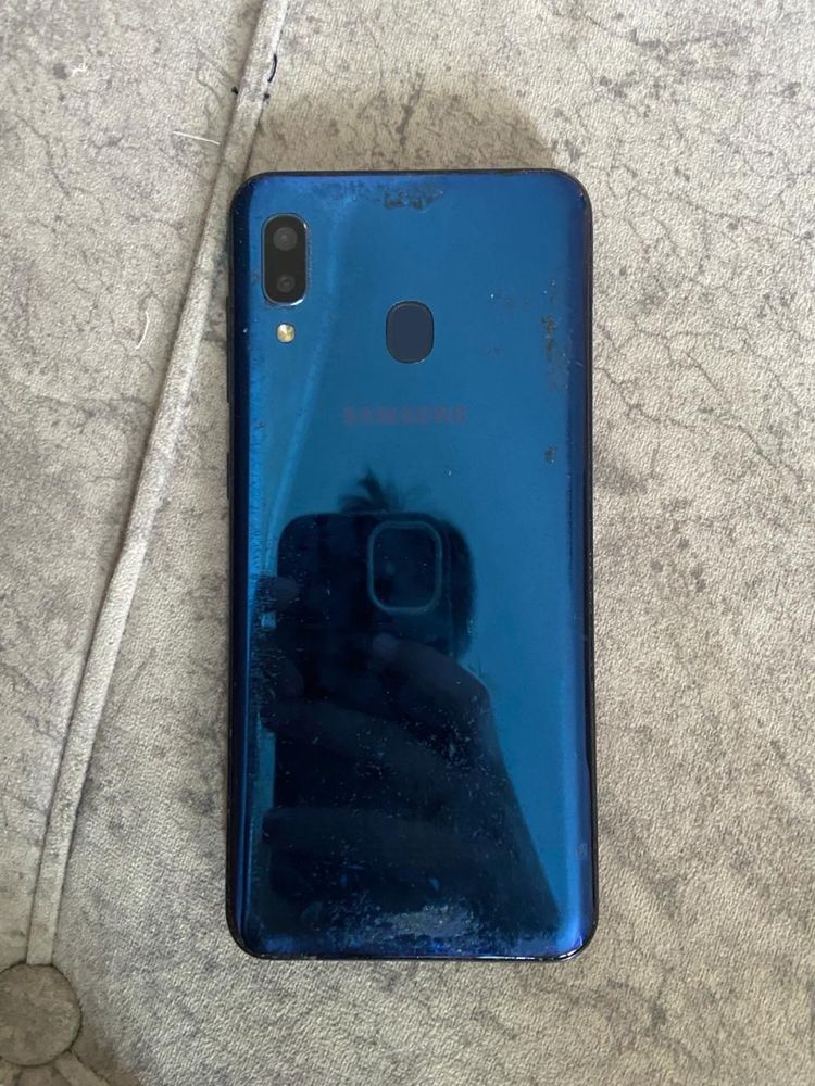 Samsung galaxy a20