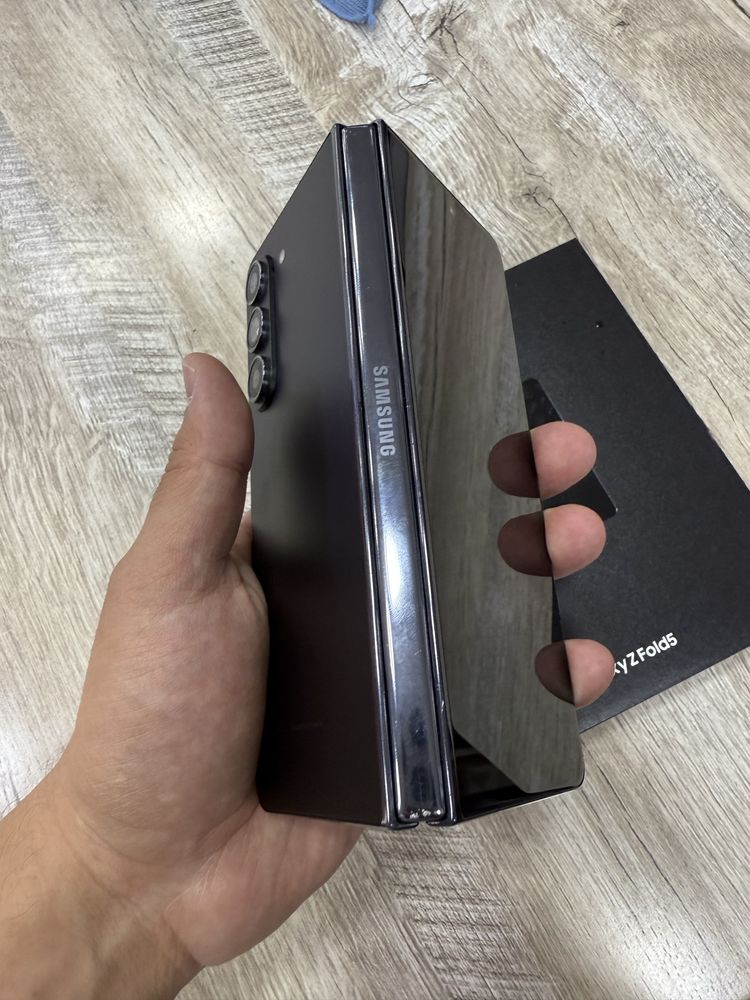 Z Fold 5 12/512 gb