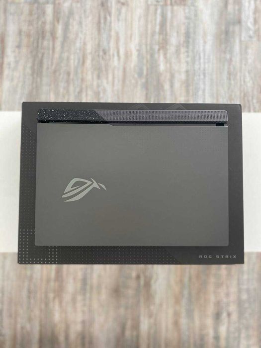 Asus Rog Strix G17 / 3070 TI / 360Hz / 16GB RAM / G713RW-KH027