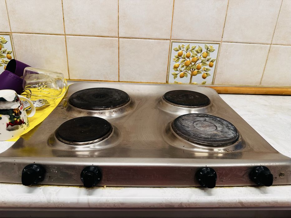 Электрическая варочная Ariston