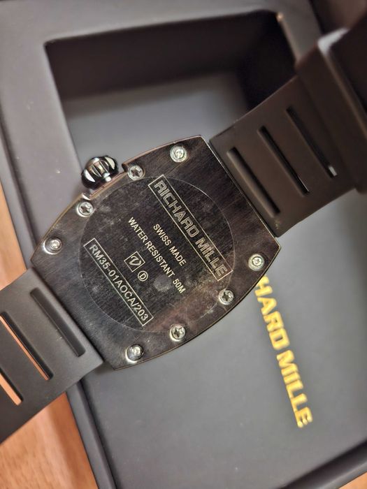 Чисто нов часовник Richard Mille