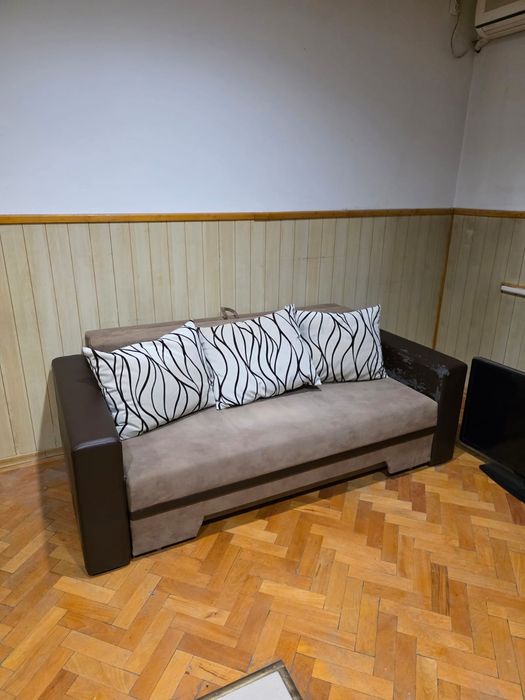 Canapea extensibilă + fotoliu extensibil – funcționale, preț avantajos