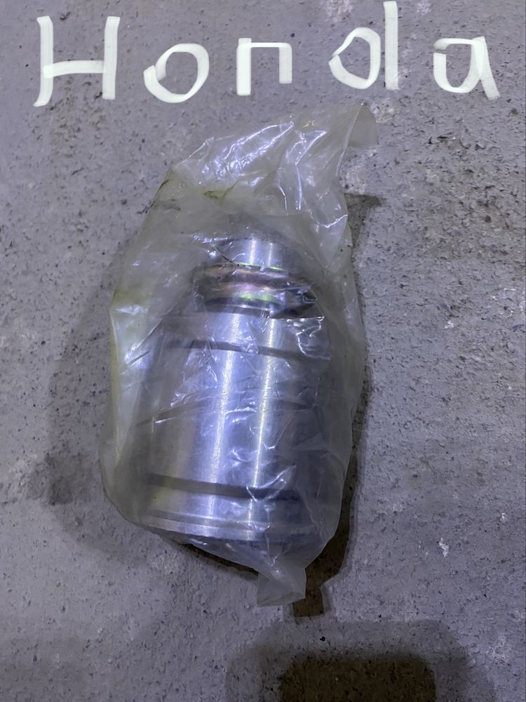 Honda Tayota zapchaslari bor