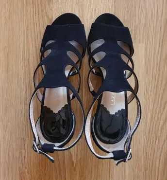 Sandale din piele  modele deosebite