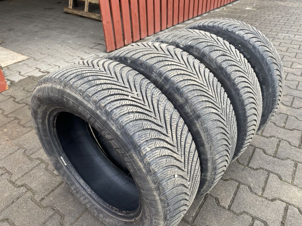 Anvelope/Cauciucuri  205 60 R16 Michelin Alpin 5