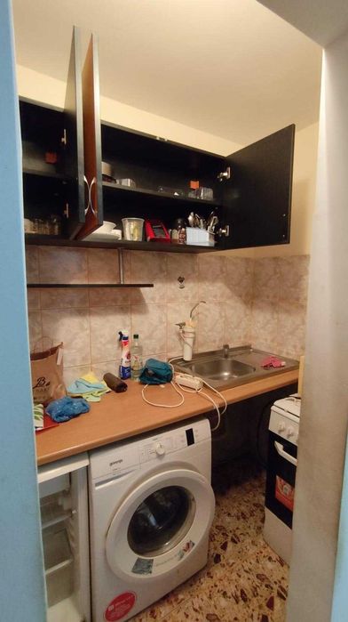 Garsoniera Zona CET