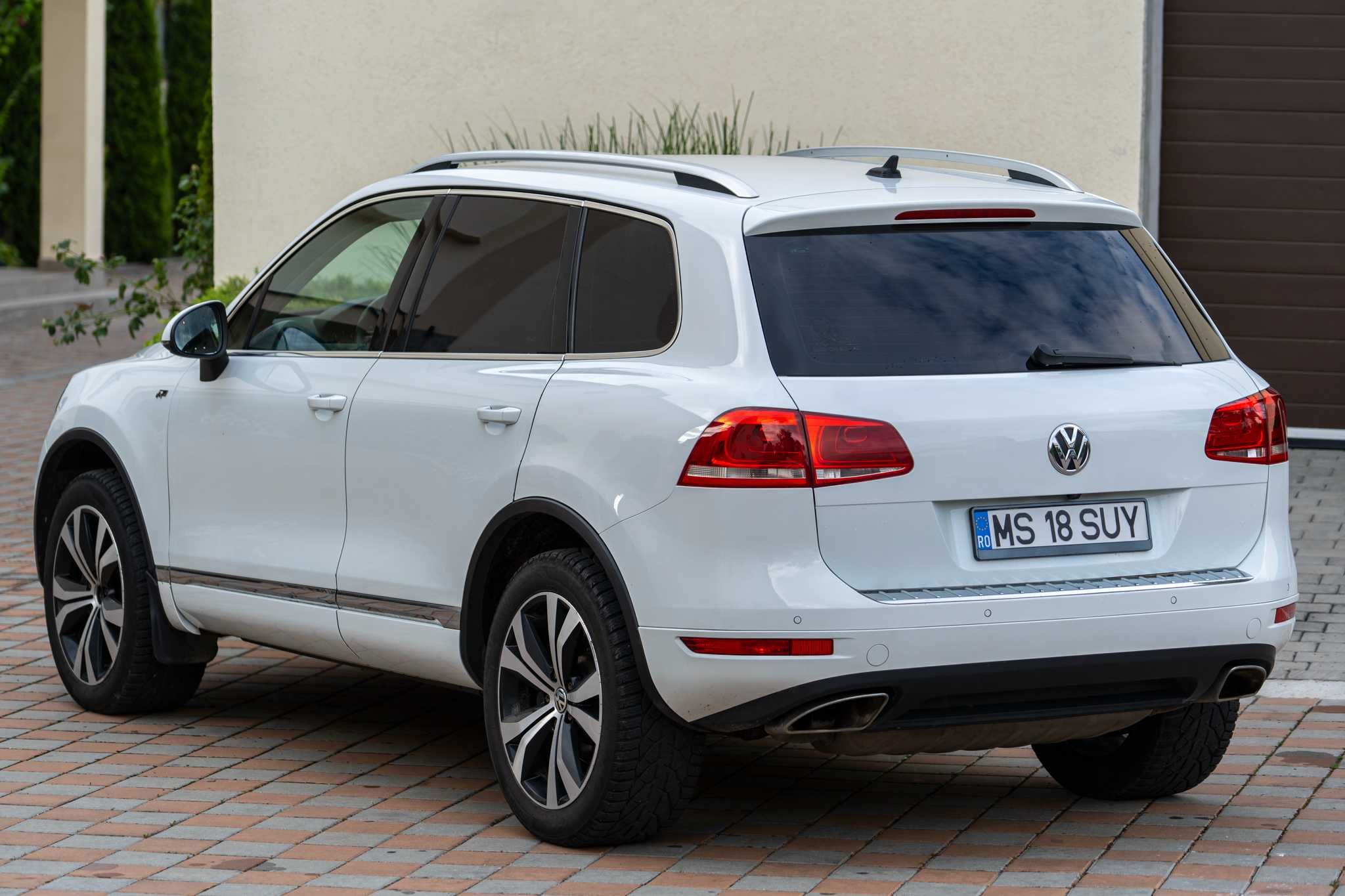 Volkswagen Touareg 7p R-Line * 2012 3.0 TDI 245cp  Euro 5 *