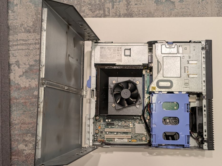 Unitate PC Lenovo, Intel I5, 8 gb, 500 gb, Win 10