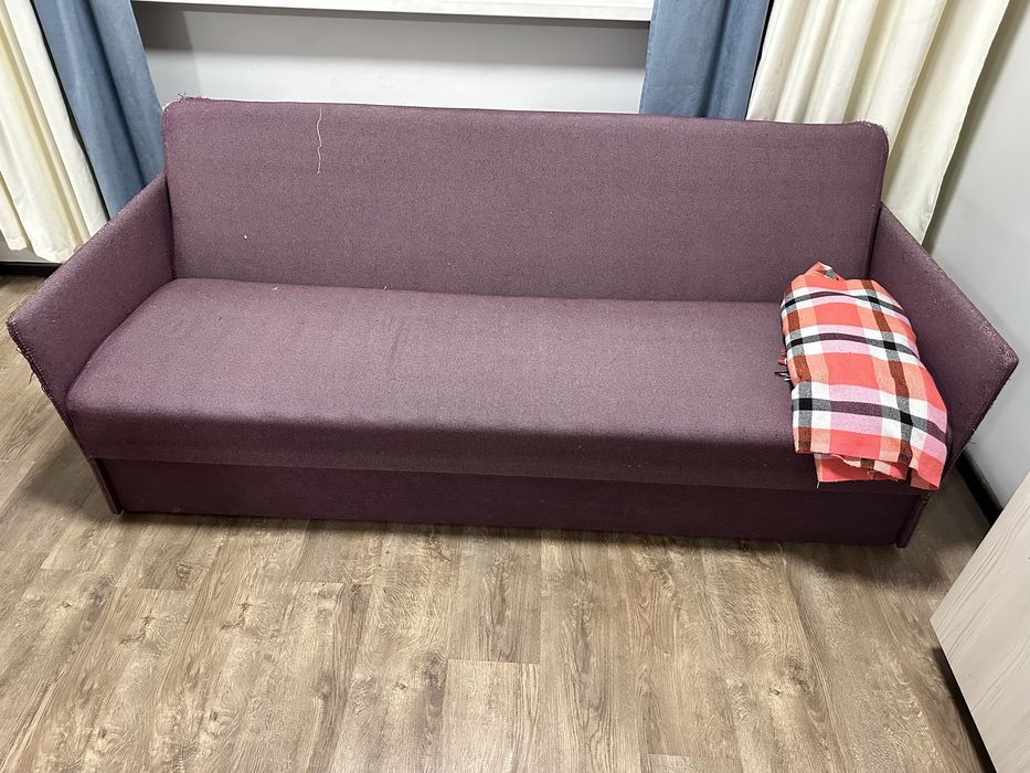 Отдам бесплатно диван