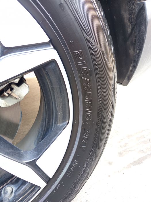 ShestLayk yumshoq 215/65 R16