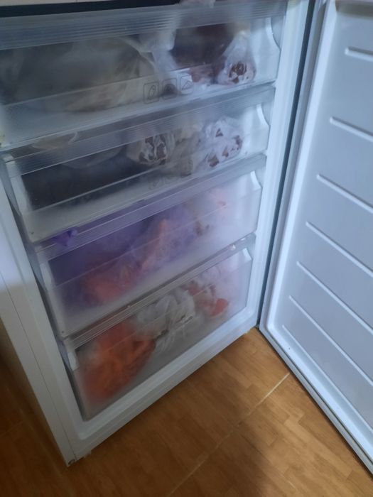 Холодильник  Haier