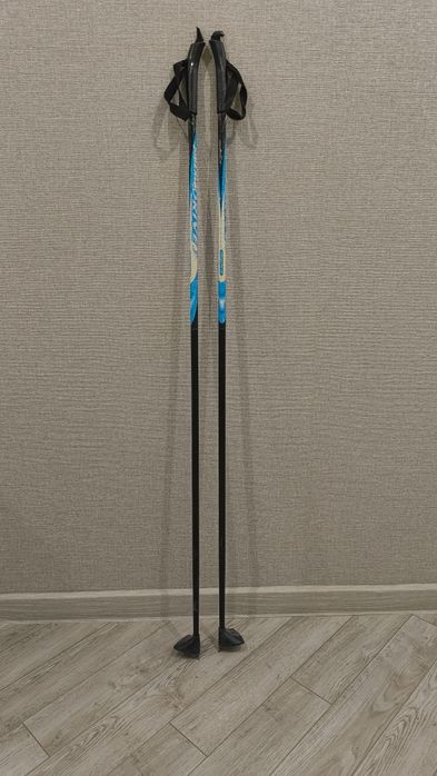 Лыжные палки 140 см