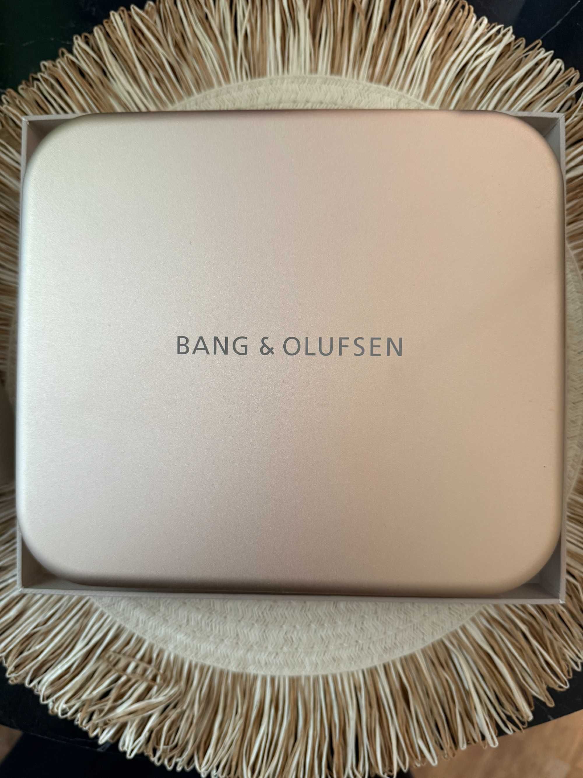 Beoplay H95 Gold Tone