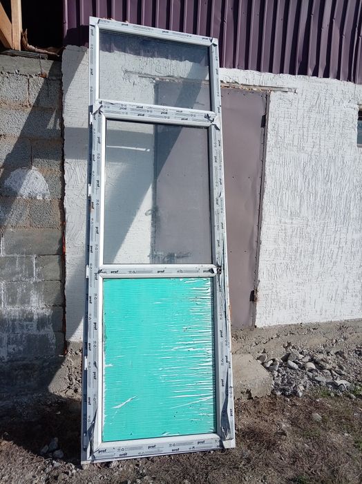 Продам Пластиковый дверь