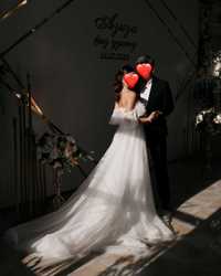 Воздушное свадебное платье со шлейфом