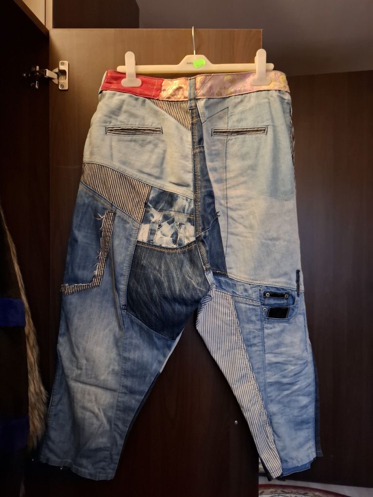 Blugi Desigual marime 40 M